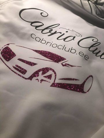 Cabrio Clubi logo särgil sädeleva kilega