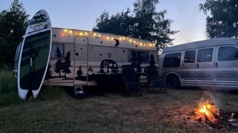 Haagissuvila metsa- ja kuukleebistega