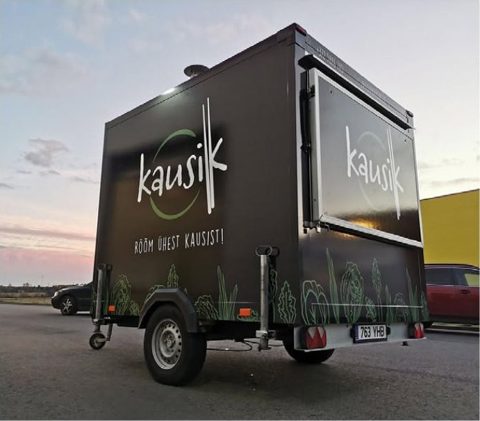 Kausiku müügihaagise kujundus