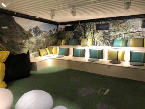 Mägimaastiku seinagraafika