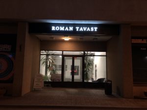 Roman Tavasti valgustatud ruumtähed